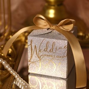 20pcs Candy box gift packing box wedding favors gift box party guest favor/Gold